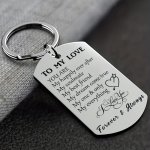 To My Love Keychain Stainless Steel Key Chain Ring Valentine's Day Wedding Anniversary Birthday Christmas Gift For Husband Wife