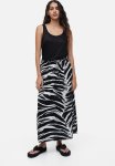 Flared Skirt - Black