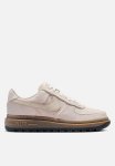Nike Air Force 1 Luxe - Lt Orewood Brn sail-gum Dark Brown