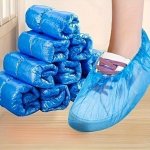 Disposable Plastic Boot & Shoe Covers 100 Pieces - Durable Water-resistant Non-slip Protective Footwear For Cleaning Travel Hote