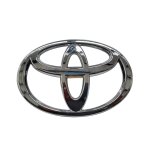 Toyota Hilux YN150 Main Grille Emblem Badge 05-15