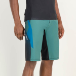 Reptilia Aline Trail Shorts Green - Extra Large