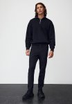 Drymove Tapered Tech Joggers With Zipped Pockets - Black
