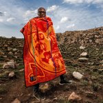 Basotho - Chabana Sa Khomo Scarlet yolk royal emerald - 155 X 165 Cm