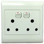 Socket & Cov Dbl 2X15AMP Comp 4X4