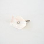 Mother Pearl Fish Knob 3X4.5