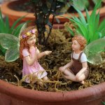 2PCS Cute Whispering Fairy Garden Resin Crafts Tabletop Ornaments Fairy Tale Ornaments Garden Lawn Porch Courtyard Outdoor Decor