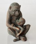 Resin Monkey Holding Baby 21X15CM