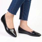 Pointy Toe Ballerina Flats - Black - 9