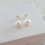 A261-C27539 - 925 Sterling Silver Synthetic Pearl Matt White Earrings 6MM