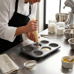 Non-stick 6-CUP Shell-shaped Muffin Pan