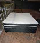 Black & White Double Base