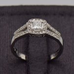 9CT White Gold Dress Ring