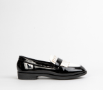 Loafer - 8 Black And White
