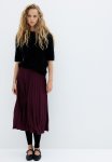 Pleated Skirt - Burgundy