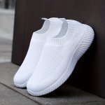 Women's Breathable Mesh Sneakers Casual Slip On Outdoor Shoes Lightweight Low Top Shoes