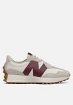 New Balance 327 Classic