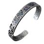 Trendy Luxurious And Shiny Smooth Bracelet