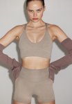 Seamless Medium Support Sports Bra In Drymove - Beige Grey