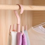 1PC Rotating Storage Hanger With 4 Hooks Creative Multifunctional Rotatable Hooks Wardrobe Hanging Coat Bag Scarf Storage Hanger