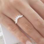 Shay 925 Sterling Silver Cz Curved Ring - Size 6