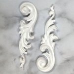 White Resin Swirl Frill