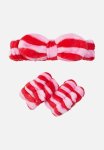 Beauty Kit - Pink Striped