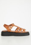 Plum Resmas Flatform Sandal - Tan