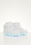 PoP Candy Hi-top Light Up Sneaker- White