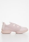Pre Game Sneaker - Pink