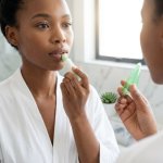 Long-lasting Aloe Lip Balm Natural-looking Shine