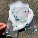 100PCS Thickened Frosted Fern Leaf Printed Gift Packaging Bags Leaf Pink Flower Pattern Blessing Small Gift Self-sealing Opp Bag
