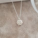 Amia 925 Sterling Silver Dainty Flower Necklace 9MM 45CM Chain