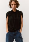 Sleeveless Turtleneck Top - Black