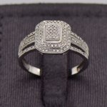 9CT White Gold Dress Ring