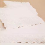 200TC Pillowcase With Victorian Lace