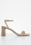 Luxe Block Heel - Tan Suede