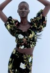 Cropped Blouse - Black & Floral