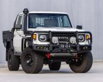 Toyota Land Cruiser 76-78-79 Apex Bull Bar For