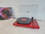 Project Debut Carbon Turntable