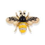 Stylish Little Bee Enamel Brooch Pin - Perfect For Adding A Touch Of Korean Fashion To Your Cardigans And Accessories