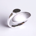 Bold Katina 925 Sterling Silver Ring - 58 Silver
