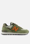 New Balance 574 V2
