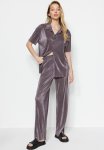 Anthracite Pleated Wide-cut Shirt And Trousers Knitted Top And Bottom Set