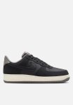 Nike Air Force 1 '07 LV8