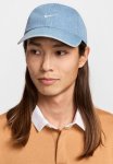 Nike Club