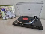Technics SL-Q303 Direct Drive Turntable