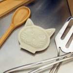 Kikkerland Cat Spoon Rest