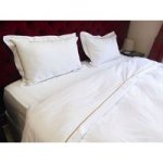 Rey& 39 S Fine Linen 300TC 100% Cotton Queen Oxford Sateen Duvet Cover Set White/gold