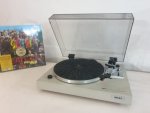 AKAI AP-B21 Belt Drive Turntable